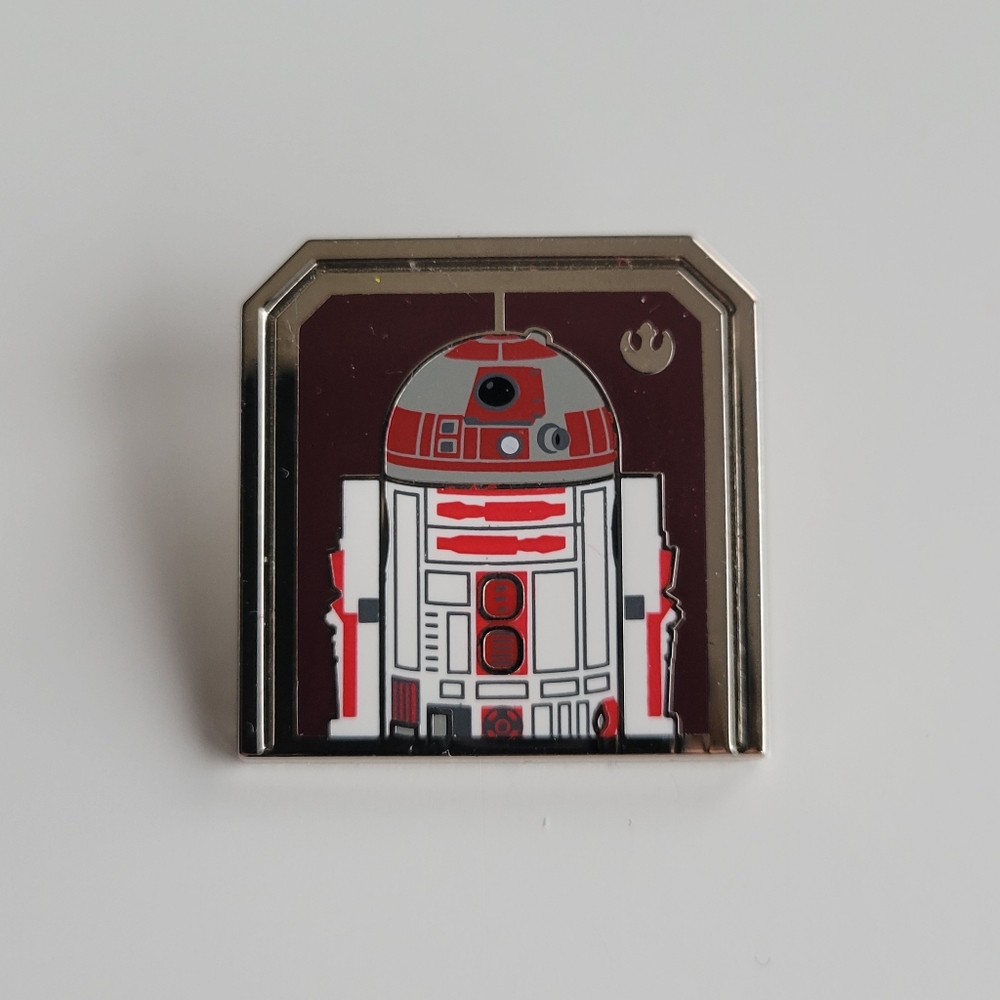 R2 Unit Disney Pin!